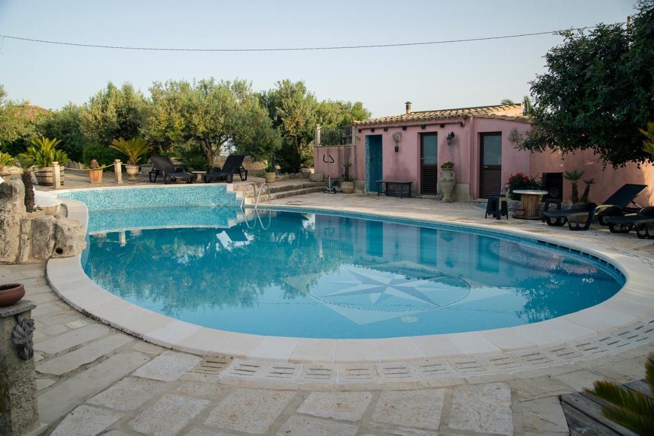 Dependance In Villa Con Piscina Ragusa Exteriér fotografie
